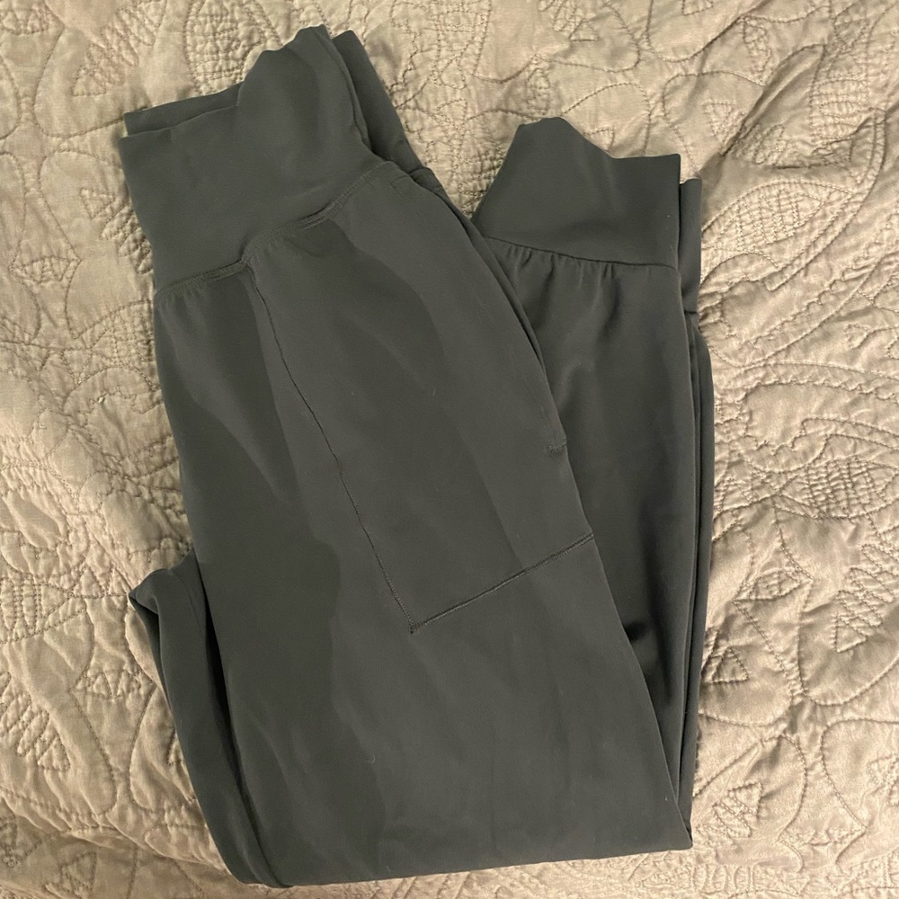 Athleta Salutation Jogger - gray